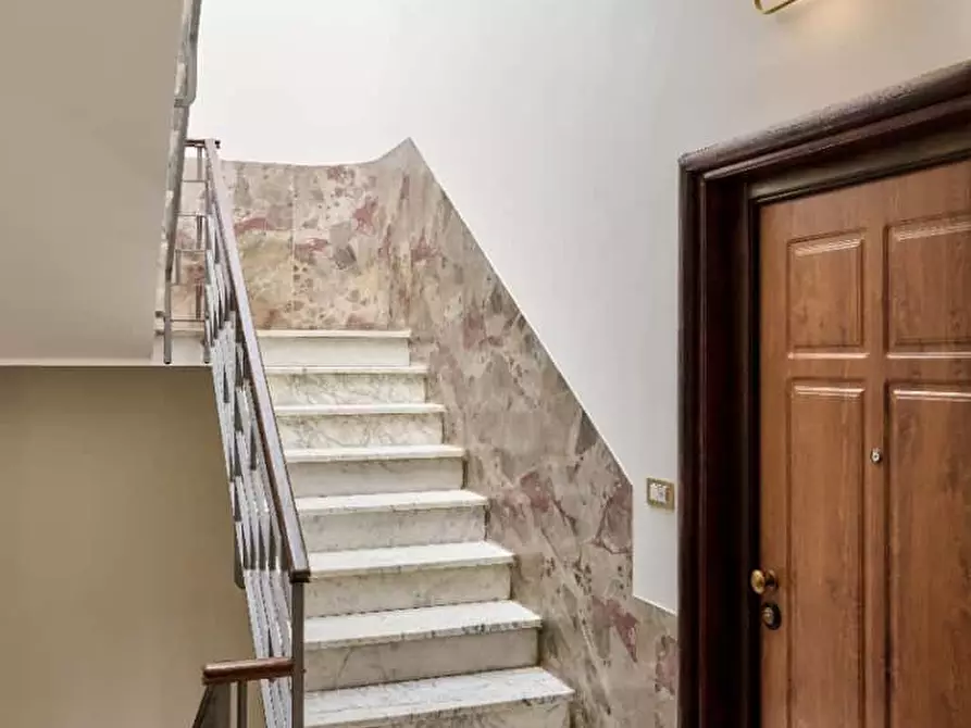 Immagine 10 di Appartamento in affitto  in Via Giulia di Gallese4 a Roma