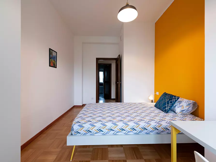 Immagine 4 di Camera in affitto  in Viale Beatrice d'Este30 a Milano