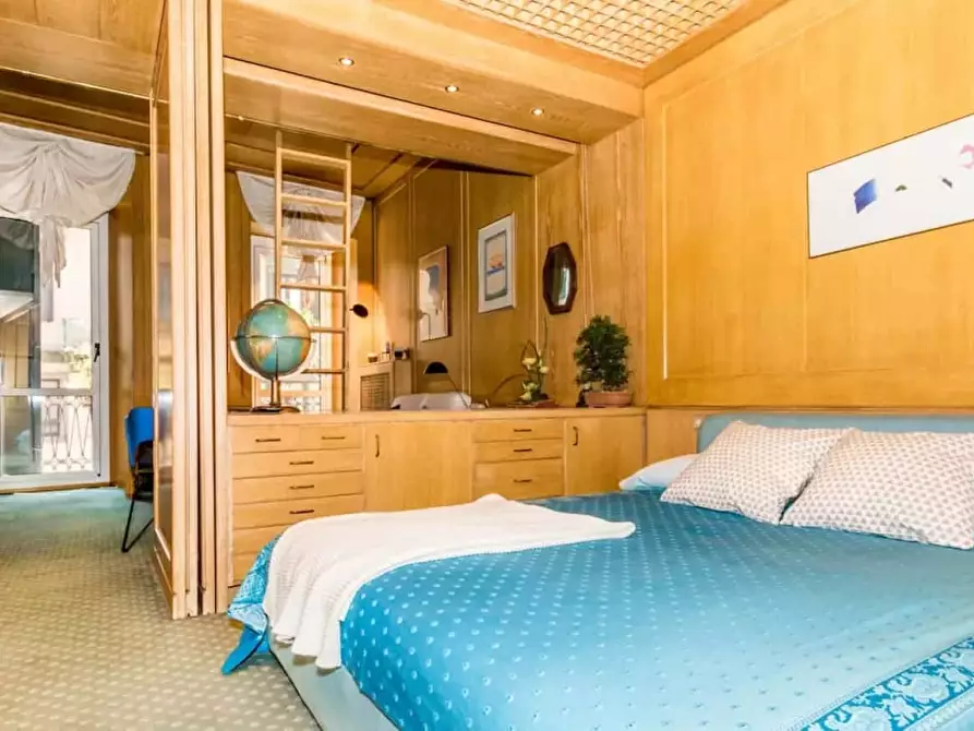 Immagine 4 di Appartamento in affitto  in Via Madonnina a Milano