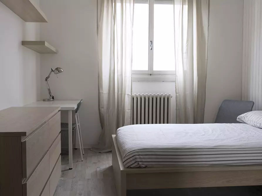 Immagine 3 di Camera in affitto  in Via Federico Engels8 a Milano