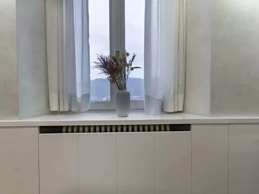 Immagine 26 di Appartamento in affitto  in Via Vittorio Emanuele II a Cernobbio