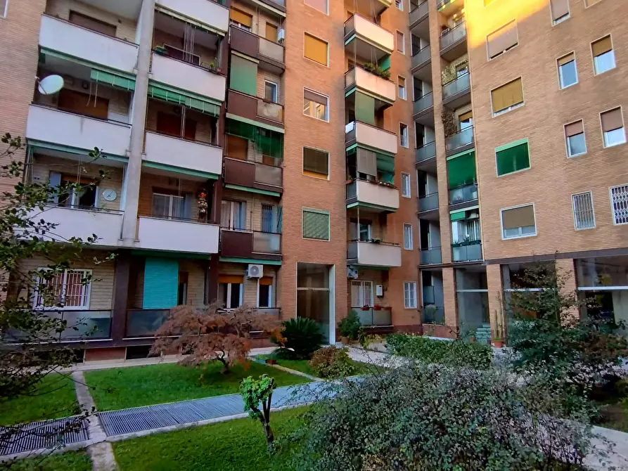 Immagine 25 di Appartamento in affitto  in Via Roald Amundsen a Milano