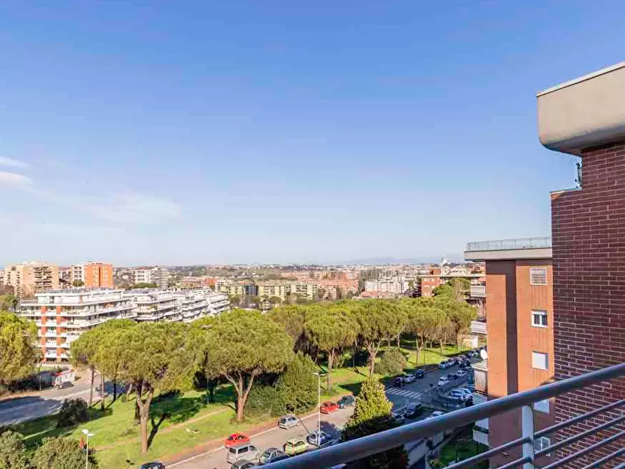 Immagine 10 di Camera in affitto  in Via Fiume delle Perle146 a Roma