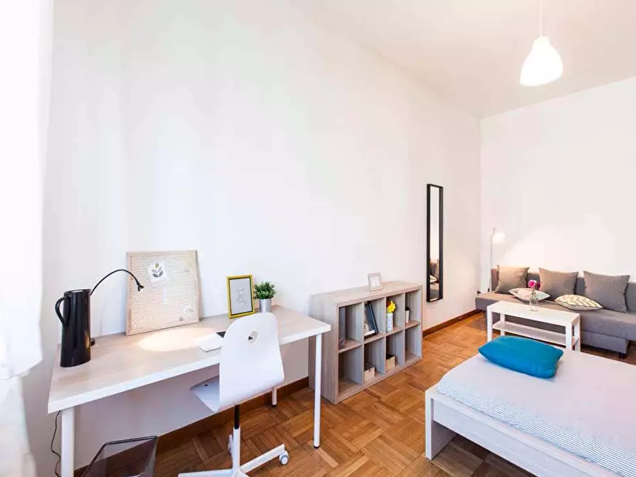 Immagine 2 di Camera in affitto  in Viale Emilio Caldara9 a Milano