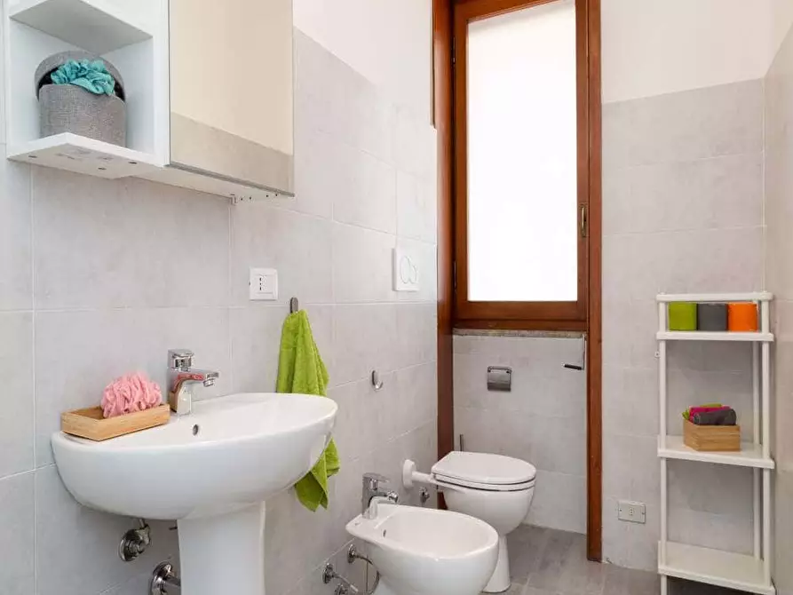 Immagine 25 di Camera in affitto  in Via Carlo Botta19 a Milano