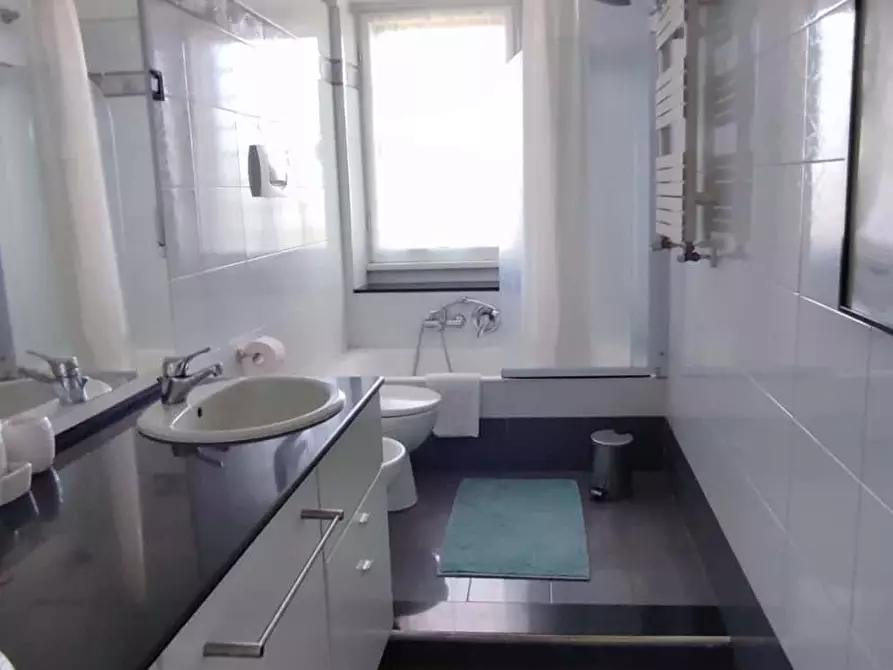 Immagine 9 di Appartamento in affitto  in Via Giovanni Gastaldi54 a Roma