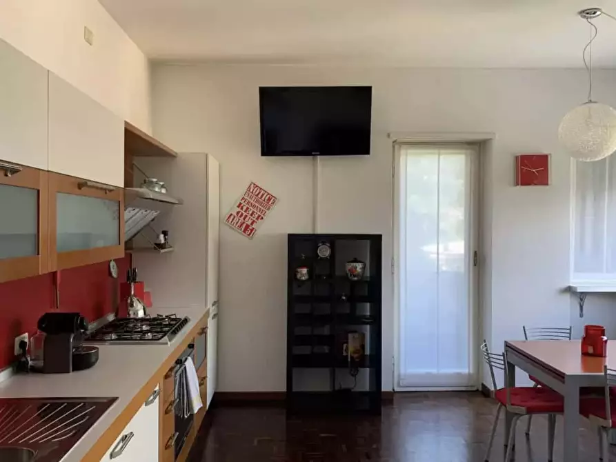 Immagine 7 di Appartamento in affitto  in Via Nino Bixio25 a Como