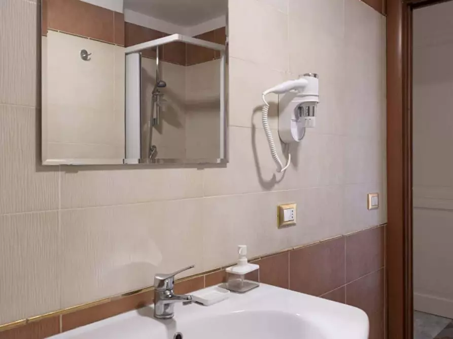 Immagine 10 di Appartamento in affitto  in Via Giuseppe Garibaldi8 a Palermo