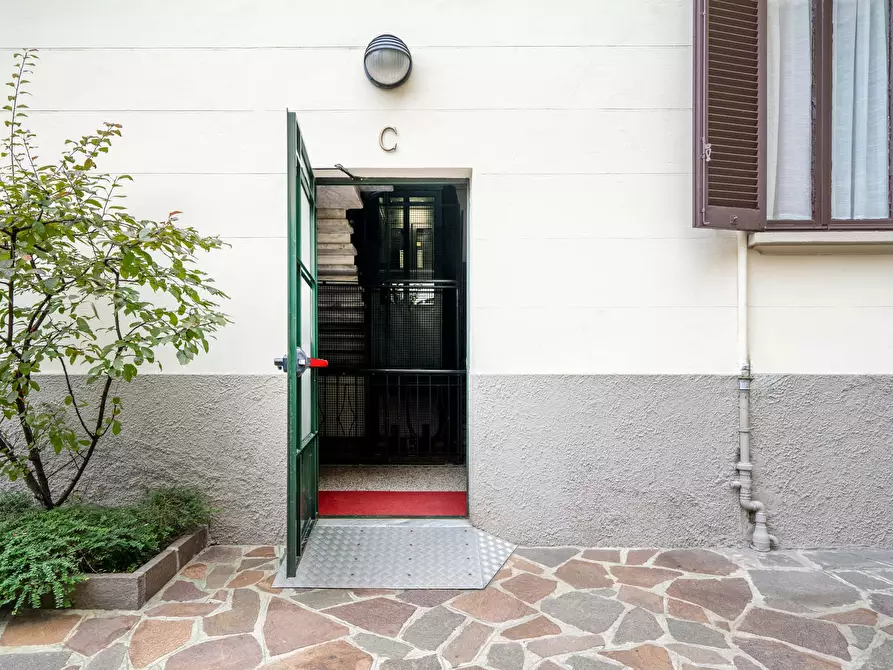 Immagine 47 di Appartamento in affitto  in Via Tiziano13 a Milano