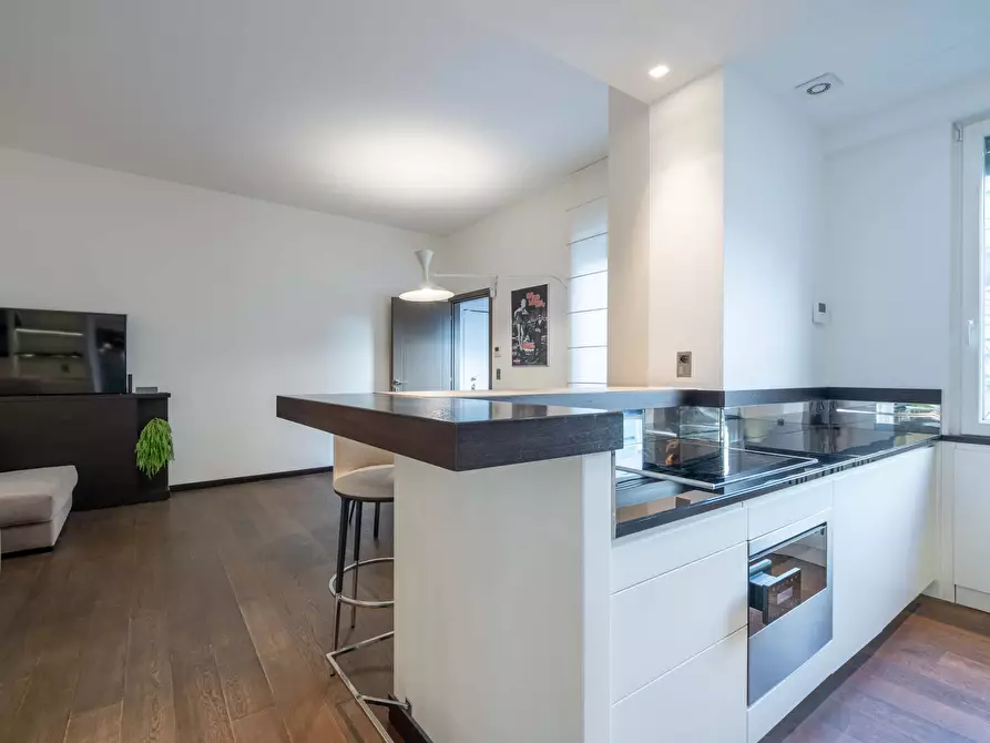 Immagine 20 di Appartamento in affitto  in Via Borgonuovo4 a Milano
