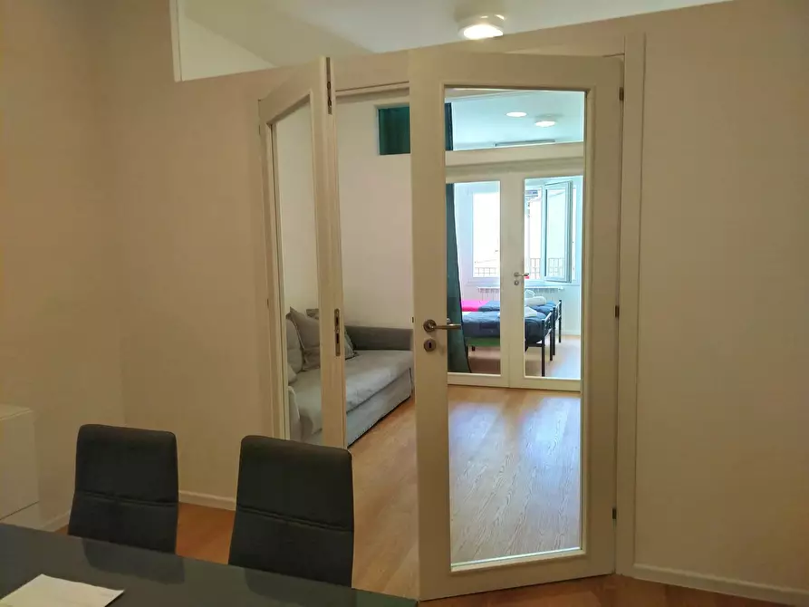 Immagine 13 di Appartamento in affitto  in Via Pietrapiana a Firenze