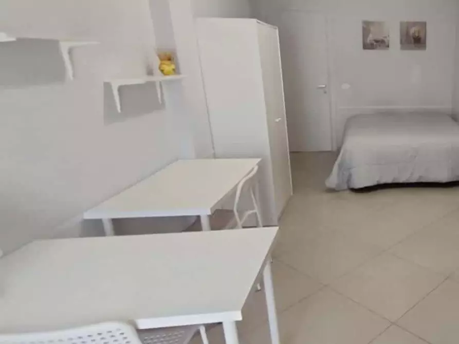 Immagine 7 di Appartamento in affitto  in Via Rosario Gregorio66 a Palermo
