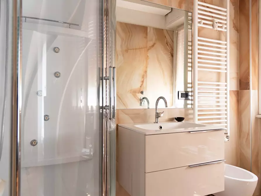 Immagine 14 di Appartamento in affitto  in Via Giacomo Boni2 a Milano