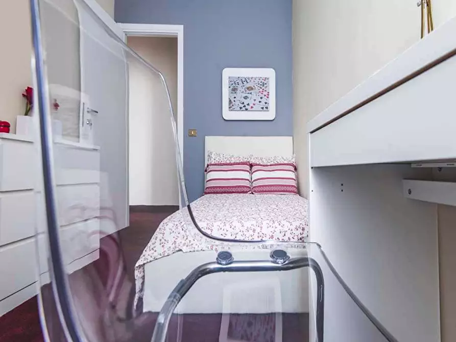 Immagine 6 di Camera in affitto  in Viale Nazario Sauro4 a Milano