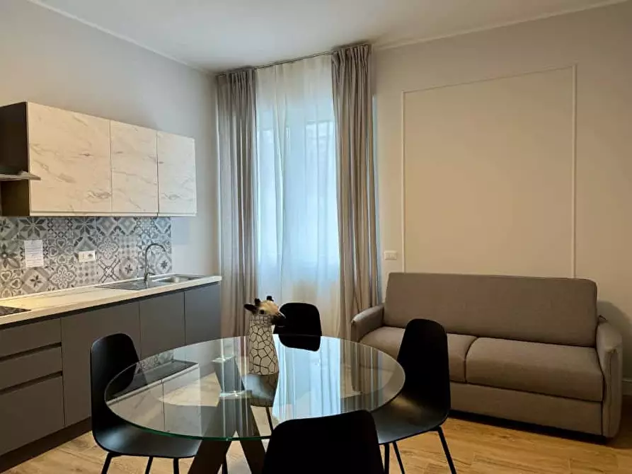 Immagine 2 di Appartamento in affitto  in Via Valleggio22 a Como