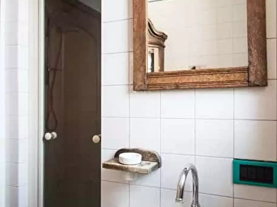 Immagine 26 di Appartamento in affitto  in Via Gian Battista Brocchi24 a Milano