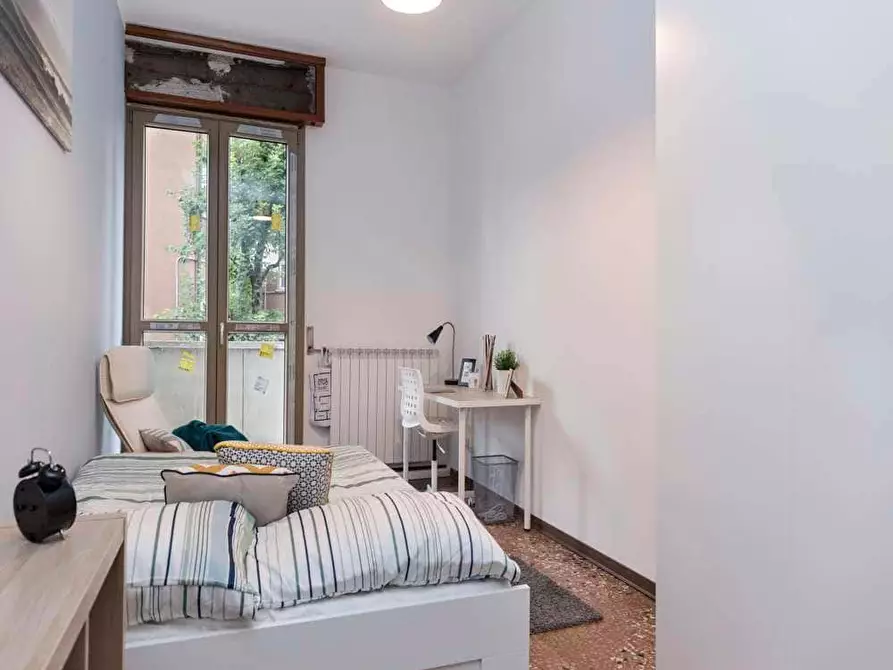 Immagine 4 di Camera in affitto  in Viale Giovanni Vicini20 a Bologna