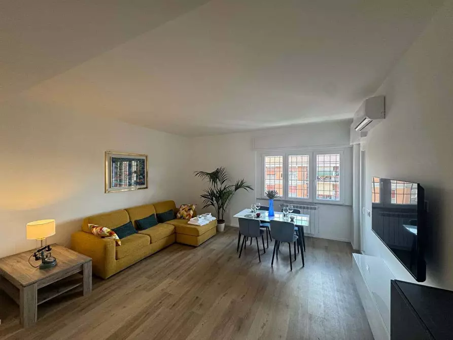 Immagine 25 di Appartamento in affitto  in Via Giuseppe Ravizza42 a Roma