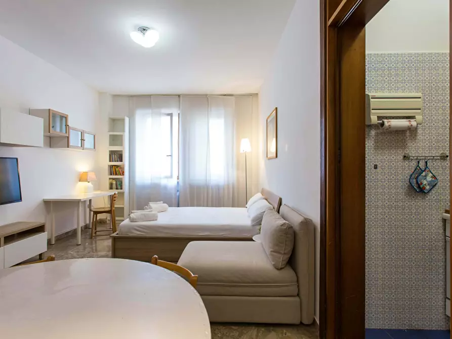 Immagine 2 di Appartamento in affitto  in Via Egadi a Milano