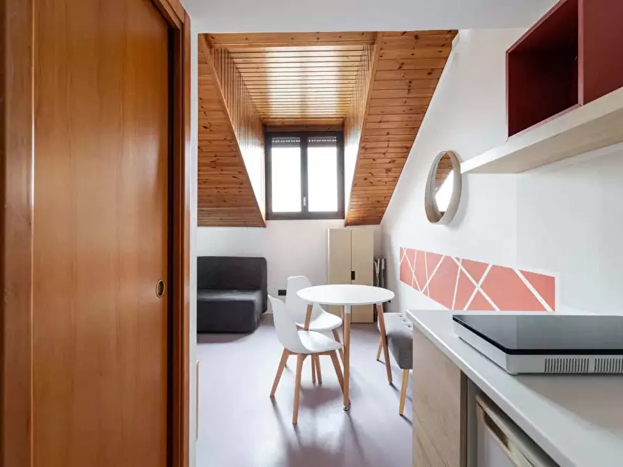 Immagine 5 di Appartamento in affitto  in Corso Magenta25 a Milano