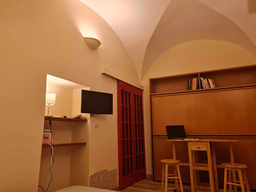 Immagine 14 di Appartamento in affitto  in Via Degli Orti d'Alibert4 a Roma