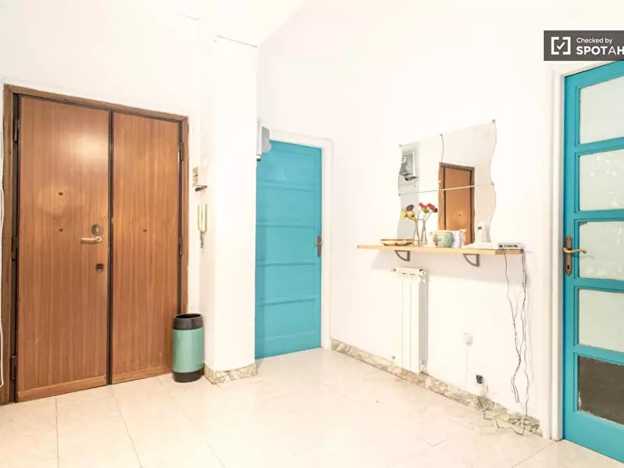 Immagine 5 di Camera in affitto  in Via delle Cave17 a Roma