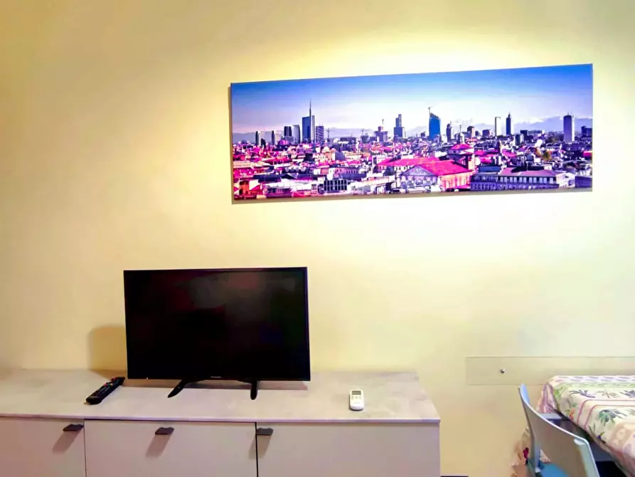 Immagine 1 di Appartamento in affitto  in Via Tavazzano a Milano