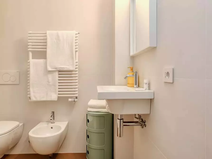 Immagine 12 di Appartamento in affitto  in Corso di Porta Nuova52a a Milano