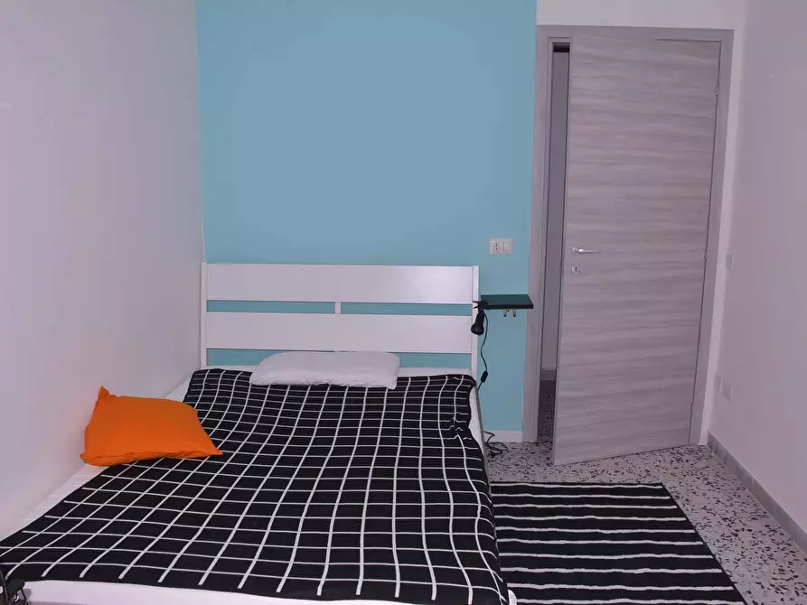 Immagine 2 di Camera in affitto  in Via dei Giudicati1 a Cagliari