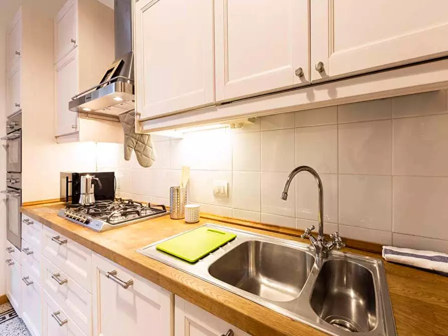 Immagine 10 di Camera in affitto  in Via Spalato5 a Milano