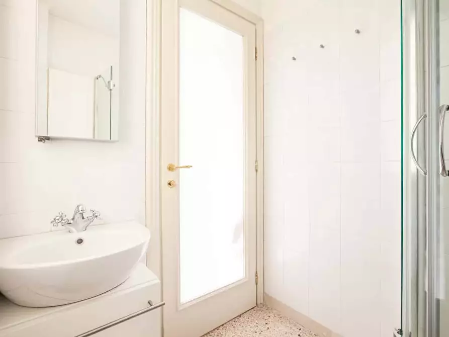 Immagine 7 di Appartamento in affitto  in Viale Cirene5 a Milano