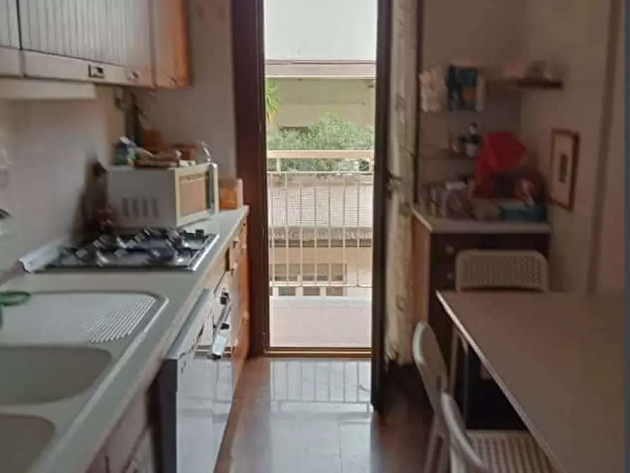 Immagine 6 di Camera in affitto  in Via Natale Battaglia a Milano