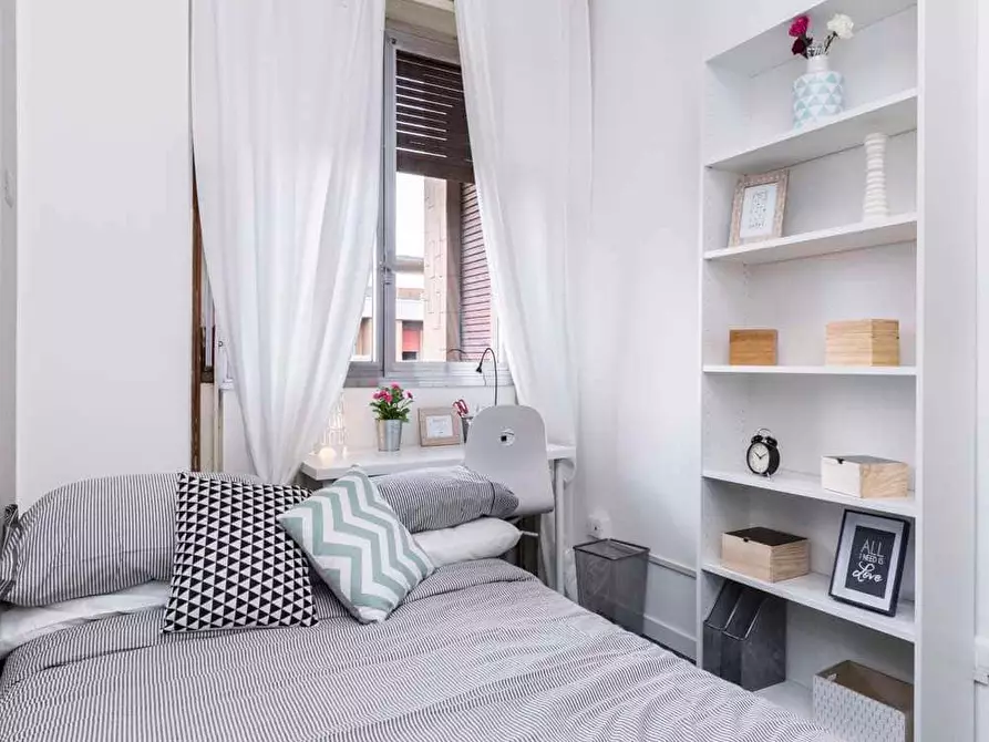 Immagine 3 di Camera in affitto  in Via Giuseppe Frua16 a Milano