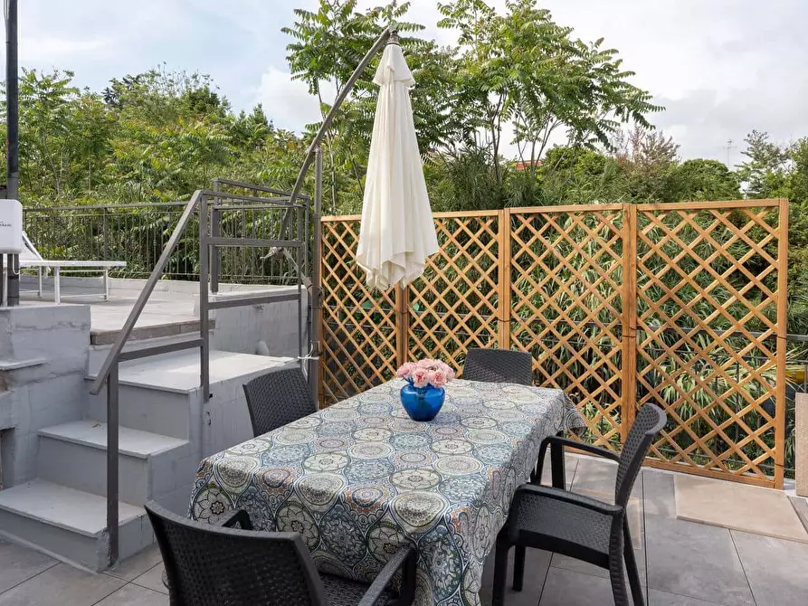 Immagine 10 di Appartamento in affitto  in Via del Serbatoio10 a Napoli