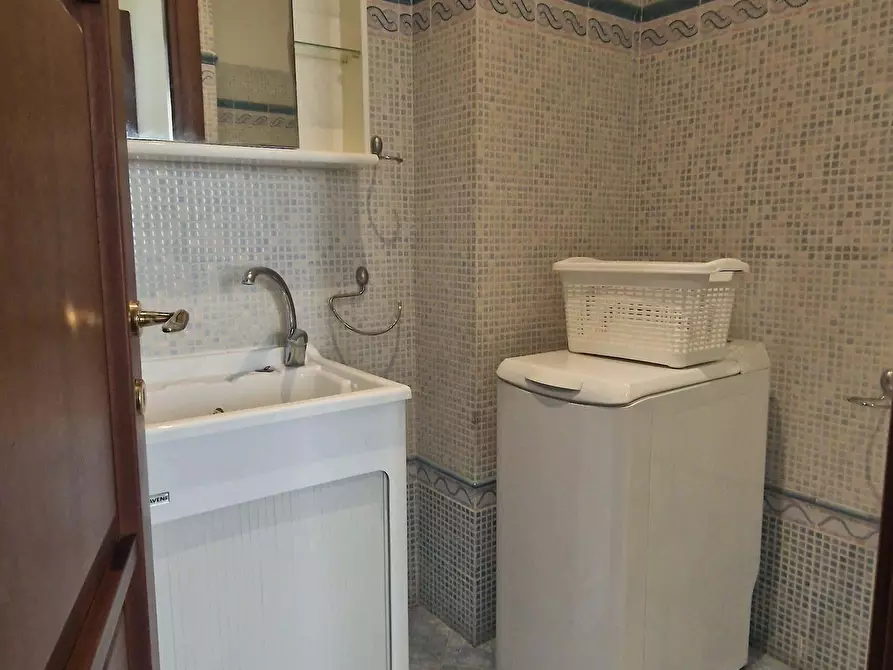 Immagine 20 di Camera in affitto  in Viale Ippocrate146 a Roma