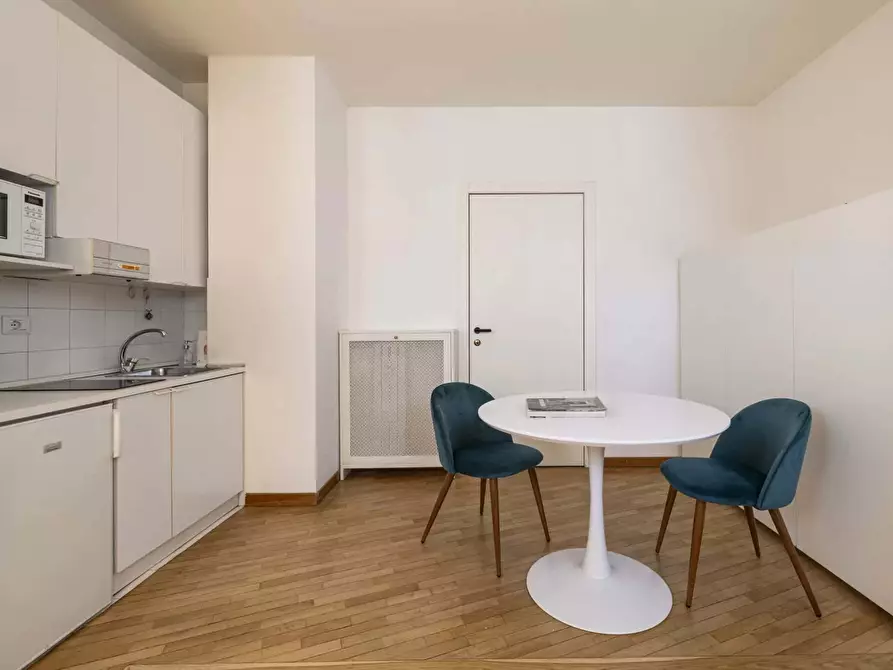 Immagine 4 di Appartamento in affitto  in Corso Venezia6 a Milano