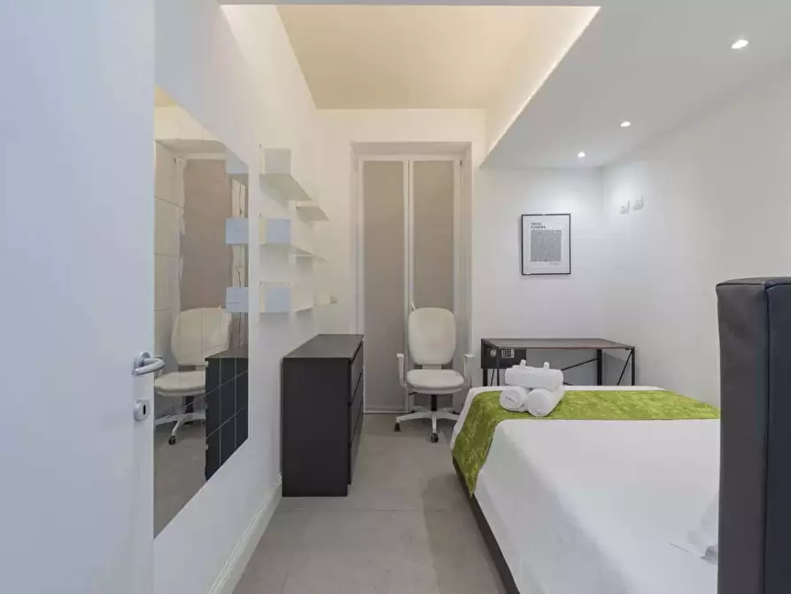 Immagine 6 di Appartamento in affitto  in Via della Moscova27 a Milano