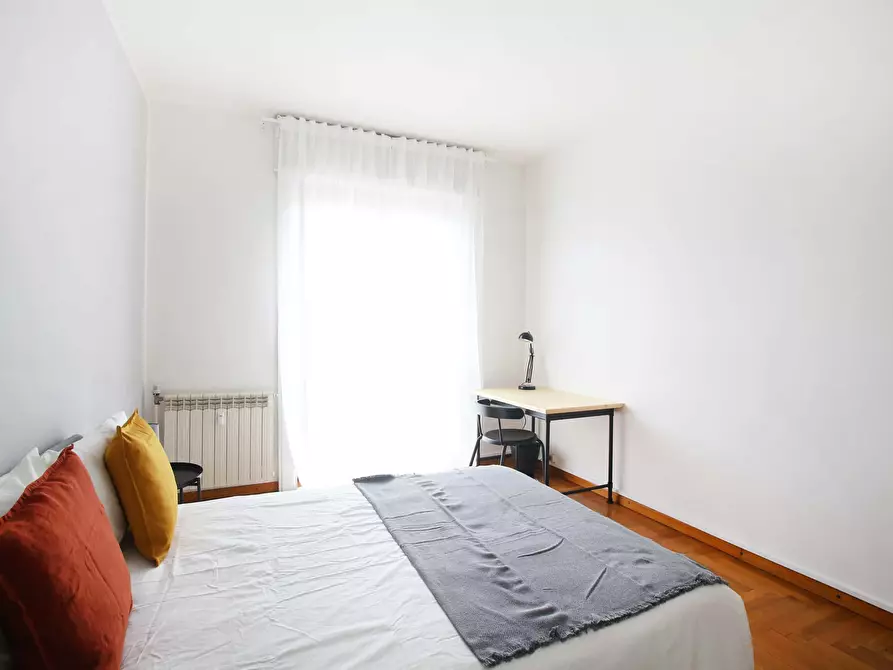 Immagine 2 di Camera in affitto  in Via Bolama18 a Milano