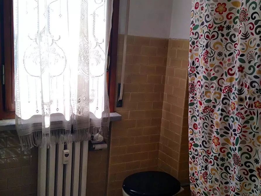 Immagine 13 di Camera in affitto  in Via Ercolano a Milano