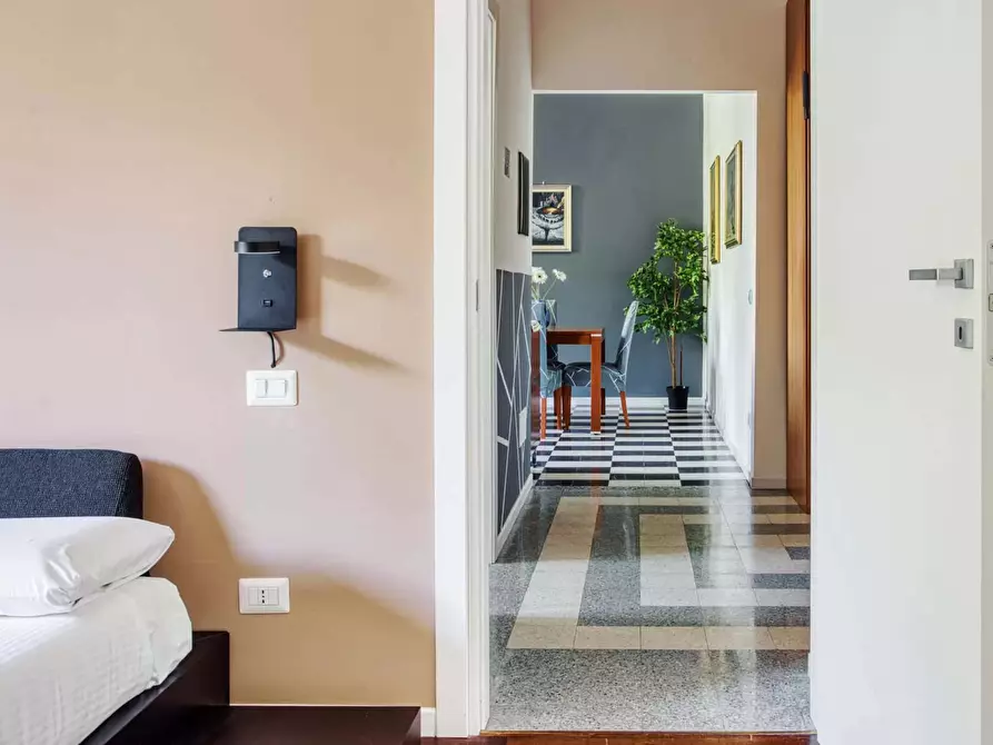 Immagine 16 di Appartamento in affitto  in Via Andrea Solari15 a Milano