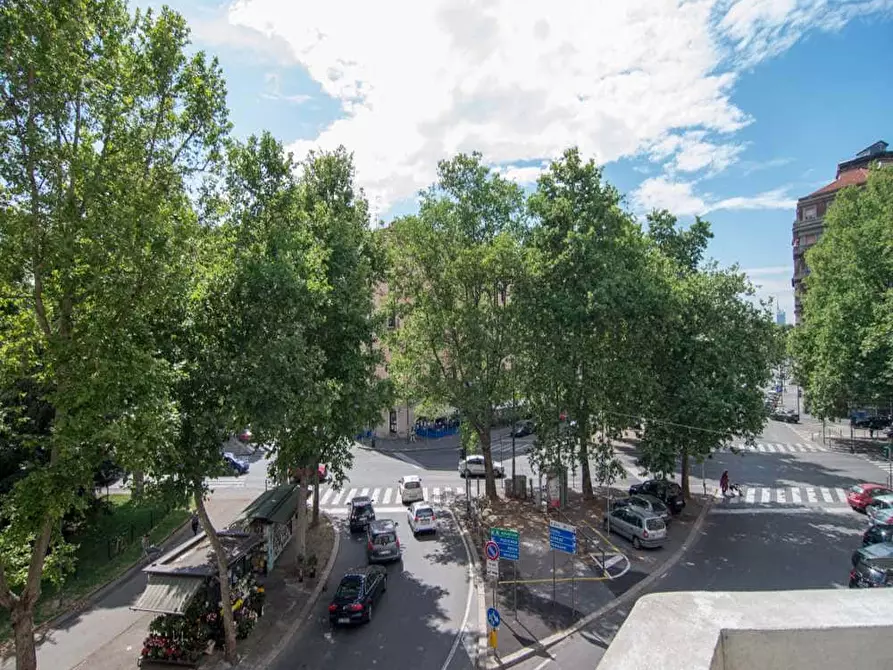 Immagine 34 di Camera in affitto  in Piazzale Susa11 a Milano