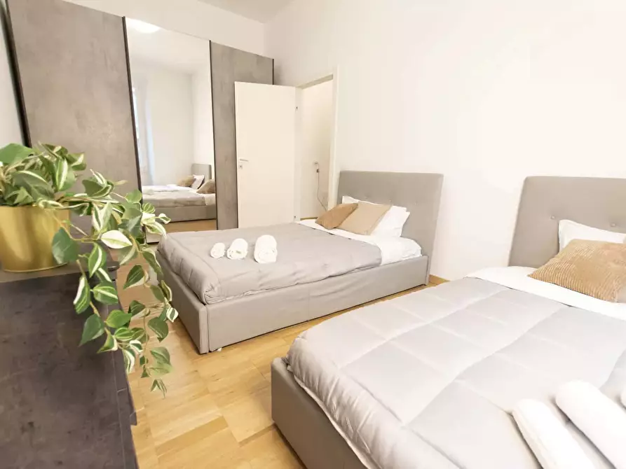 Immagine 1 di Appartamento in affitto  in Viale Premuda24 a Milano