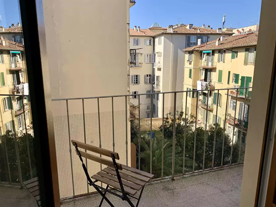 Immagine 3 di Camera in affitto  in Lungarno Amerigo Vespucci60 a Firenze