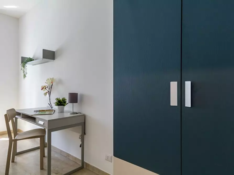 Immagine 3 di Camera in affitto  in Via Maniago2 a Milano