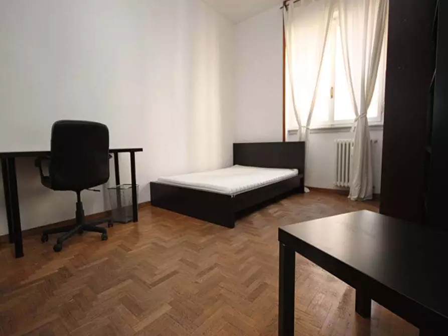 Immagine 5 di Camera in affitto  in Viale Campania29 a Milano