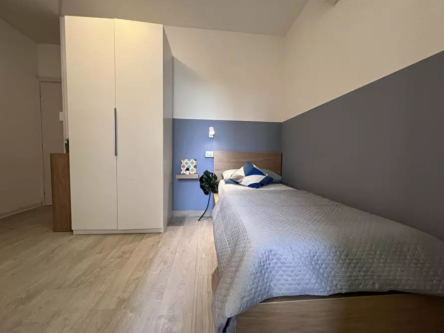 Immagine 6 di Camera in affitto  in Via Genova19 a Bologna