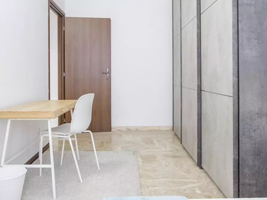 Immagine 2 di Camera in affitto  in Via Savona110 a Milano