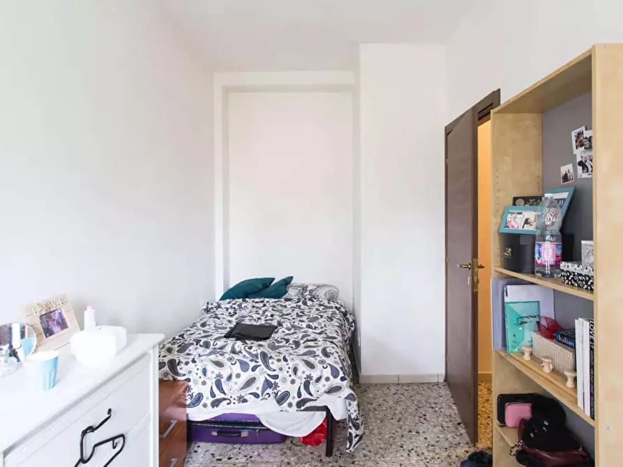 Immagine 19 di Camera in affitto  in Via Achille Feraboli a Milano