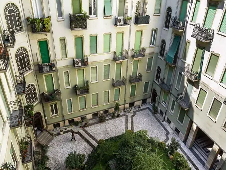 Immagine 9 di Camera in affitto  in Corso di Porta Romana132 a Milano