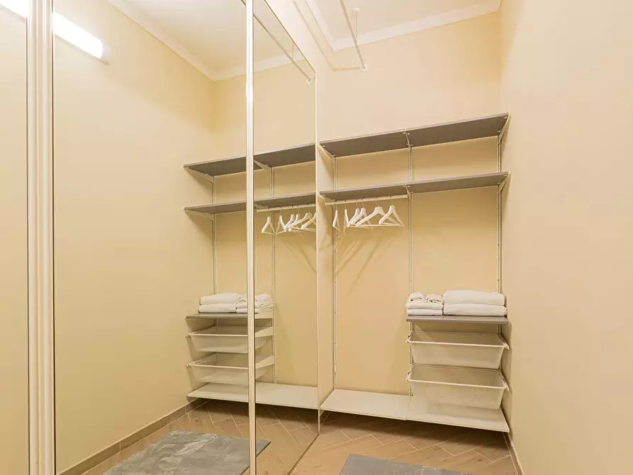 Immagine 38 di Appartamento in affitto  in Via Anastasio II325 a Roma